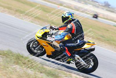 media/Apr-23-2023-TrackXperience (Sun) [[90816c9ee1]]/Level 2/session 2 turn 11/